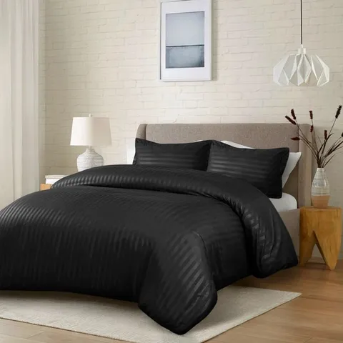 BAGGED NISREEN MICROFIBER POLYESTER DUVET COVER SET