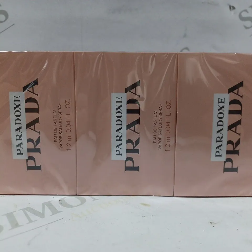 BOX OF APPROX 120 X 1.2ML PRADA PARADOXE EAU DE PARFUM SAMPLES 
