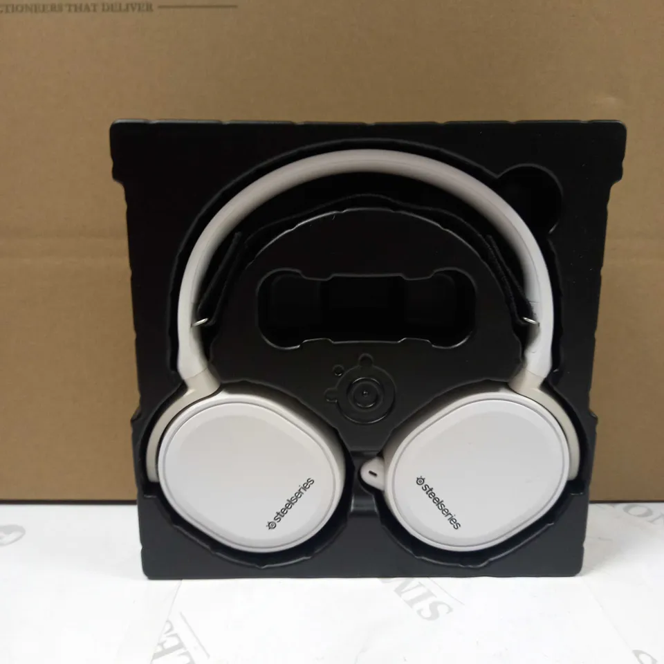 STEELSERIES ARCTIS 3 HEADSET