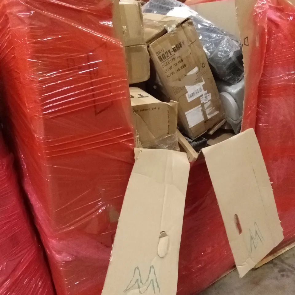 PALLET OF ASSORTED HOUSEHOLD GOODS AND PRODUCTS TO INCLUDE; OFFICE/GAMING CHAIRS, POP-UP TENT, BOXED FURNITURE ETC