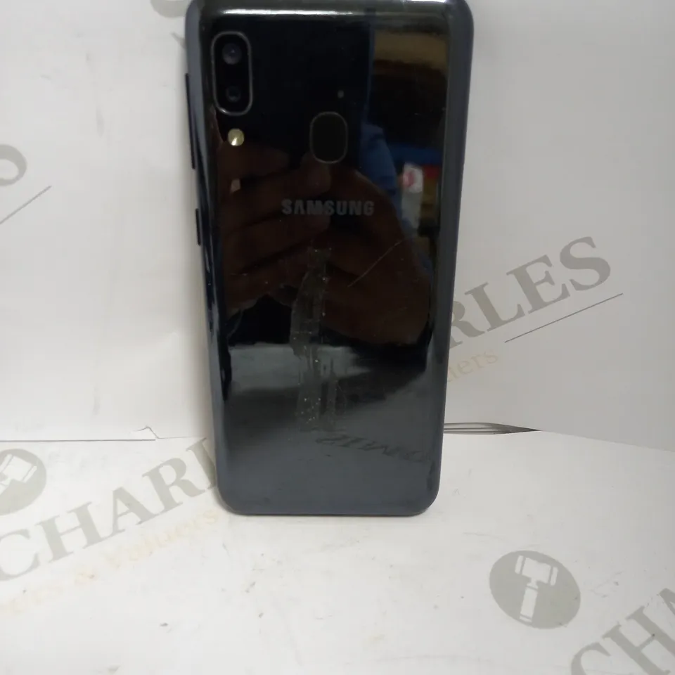 SAMSUNG PHONE 