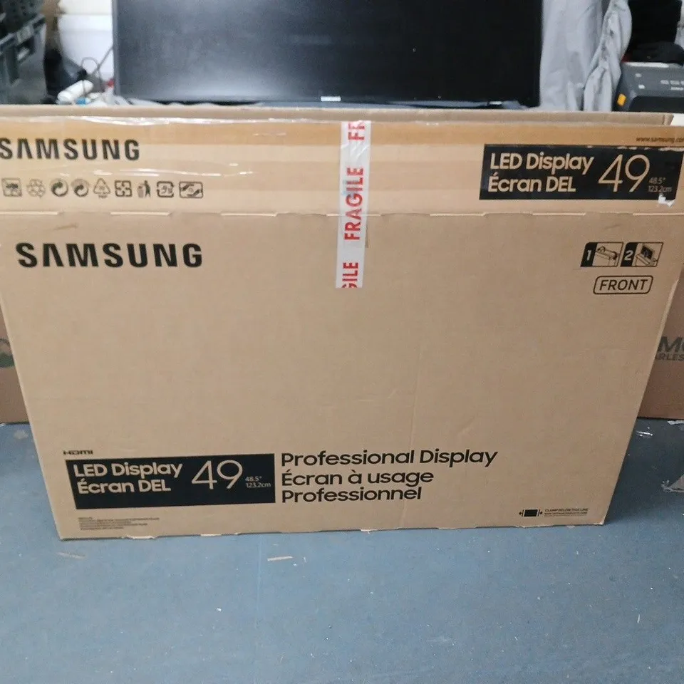 SAMSUNG COLOUR DISPLAY UNIT – PC INPUT, 'NO CABLE CONNECTED' SCREEN LED DISPLAY 49 48.5IN NO ACCESSORIES