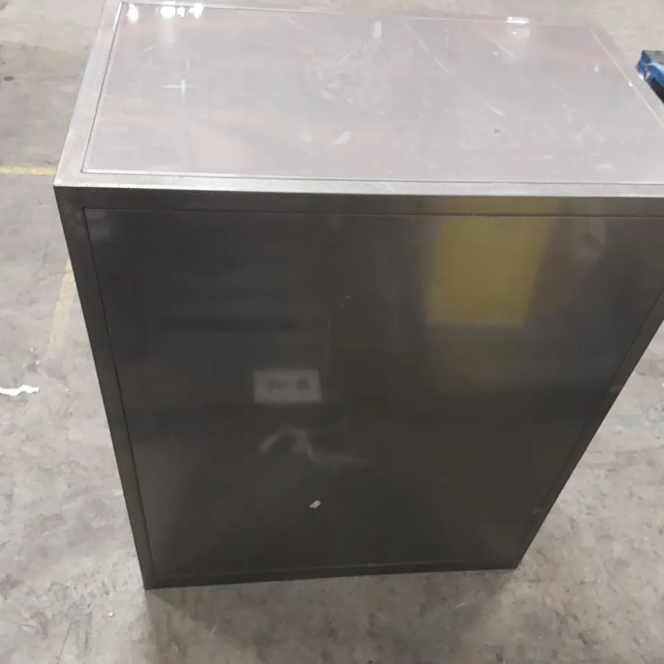 FLEXIFORM METAL LOCKING TOOL CABINET