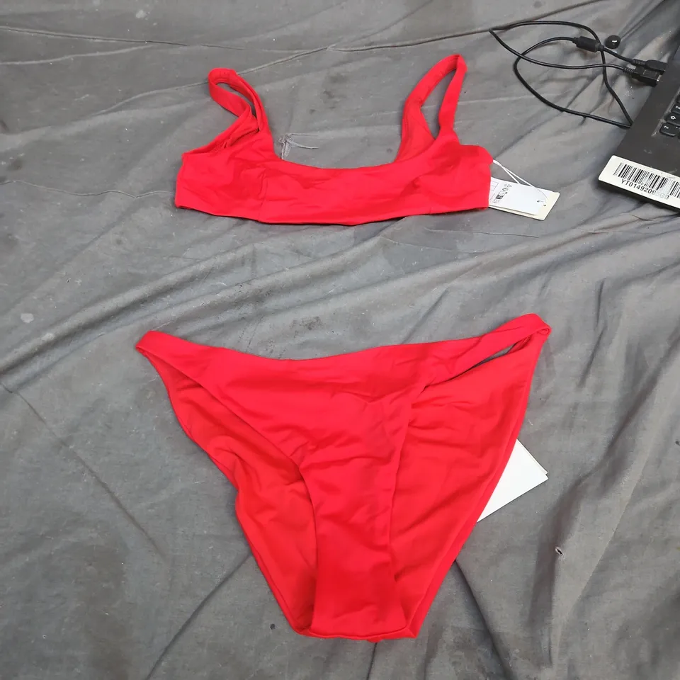 WOMEN'S RED BIKINI SWIMSUIT SET – TWO-PIECE