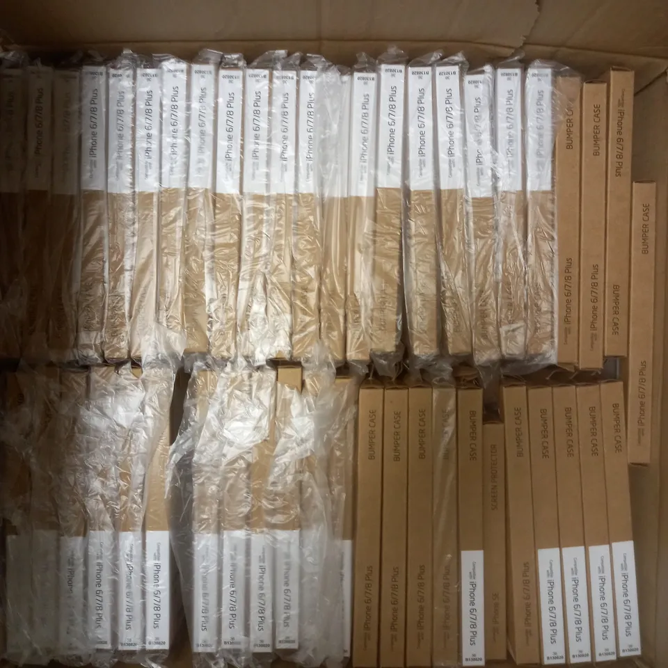 BOX OF APPROXIMATELY 45 BRAND NEW BOXED GROOV-E IPHONE 6/7/8+ BUMPER PHONE CASES IN WHITE 