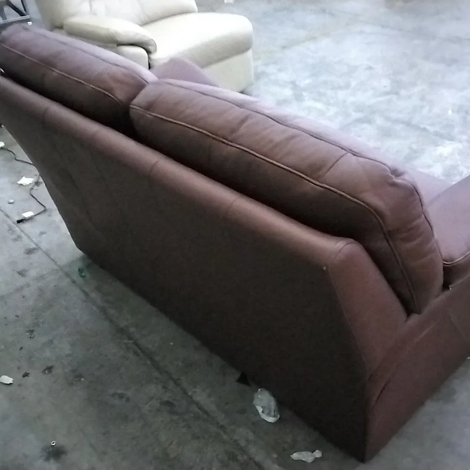 QUALITY BRITISH DESIGNED & MANUFACTURED G PLAN BURGUNDY LEATHER 2 SEATER SOFA