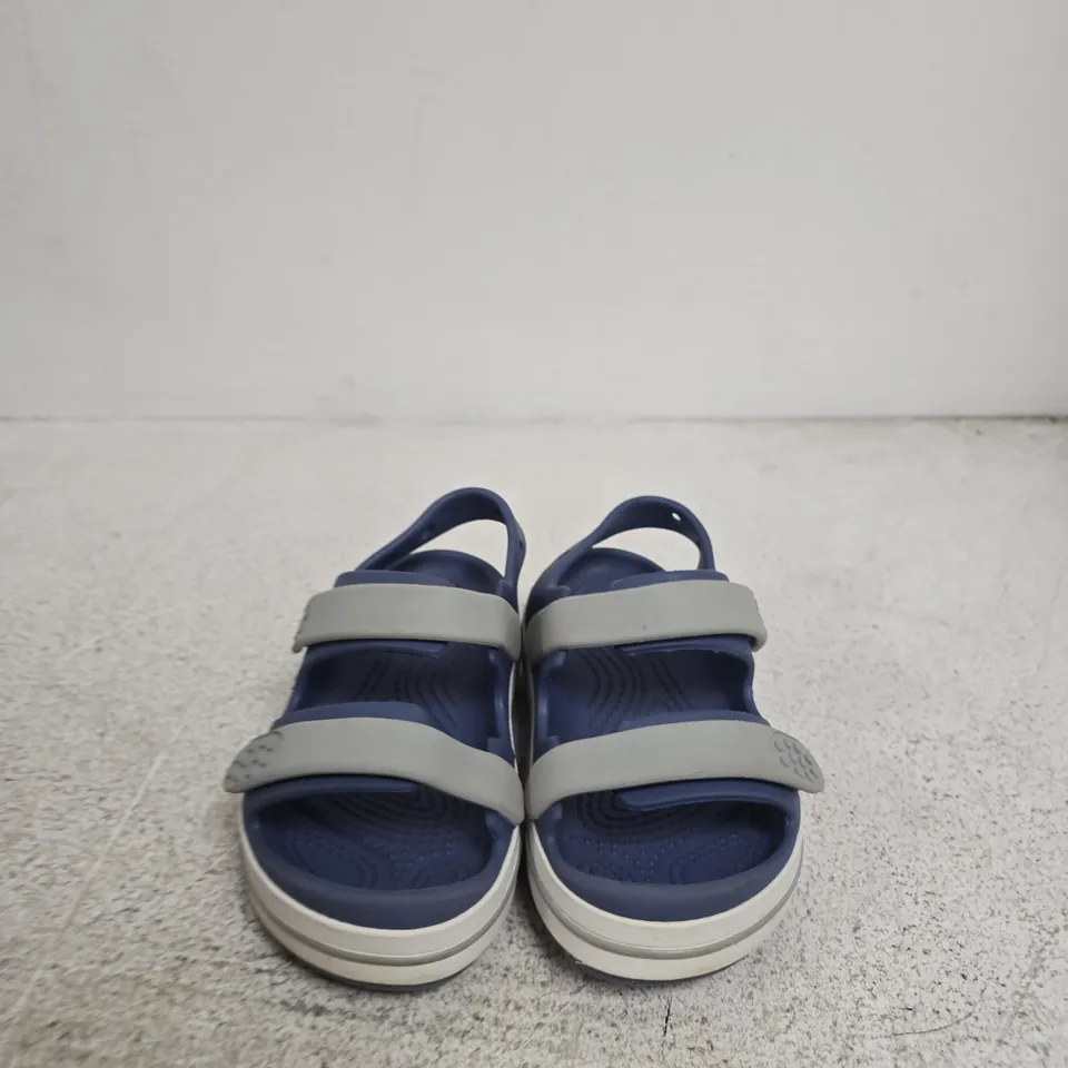 CROCS KIDS' SANDALS - PAIR