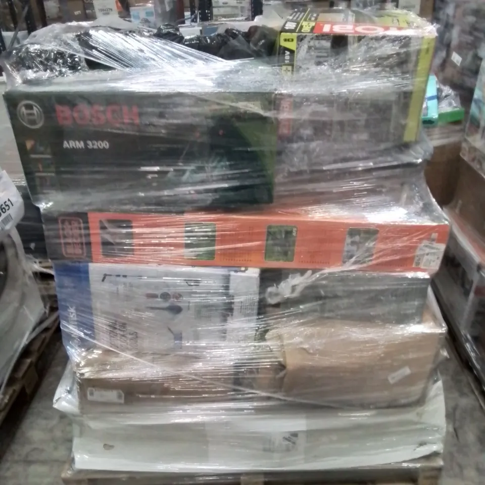 PALLET OF APPROXIMATELY 20 UNPROCESSED RAW RETURN HOUSEHOLD AND ELECTRICAL GOODS TO INCLUDE;