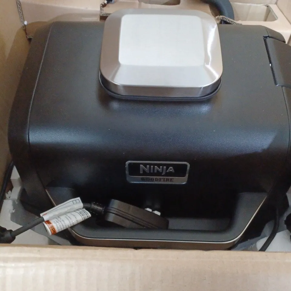NINJA WOODFIRE ELECTRIC BBQ GRILL STAND