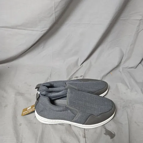 KELER SLIP-ON TRAINERS - GREY FABRIC, WHITE SOLE SIZE 10