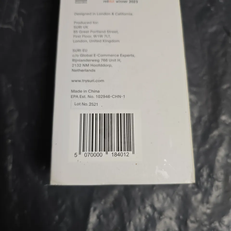 SEALED SURI SUSTAINABLE SONIC TOOTHBRUSH + SELF-CLEANING CASE – SEA MIST