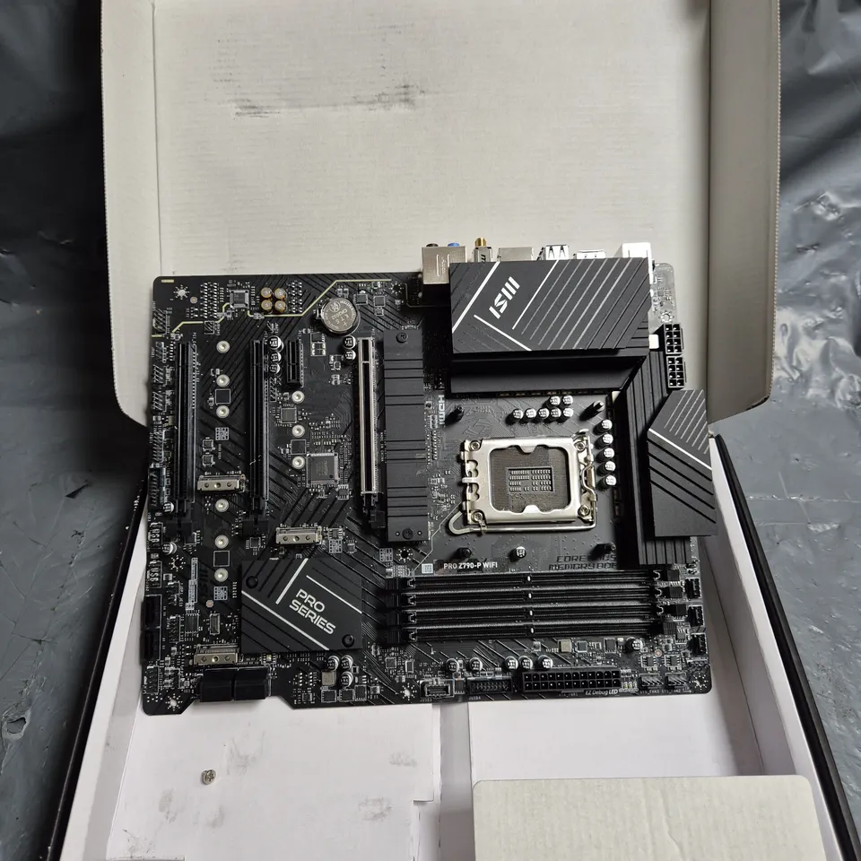 BOXED MSI PRO Z790-P MOTHERBOARD 