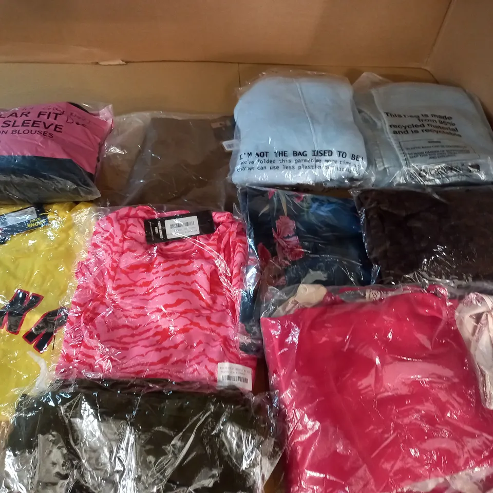 LARGE QUANTITY OF ASSORTED BAGGED CLOTHING ITEMS