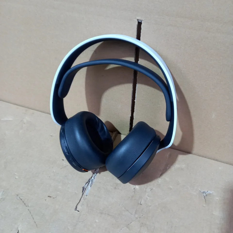 PLAYSTATION PULSE 3D WIRELESS HEADSET