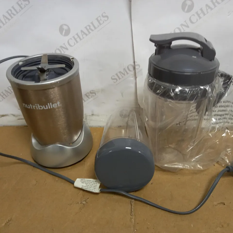 NUTRIBULLET 900W BLENDER CHAMPAGNE MULTI-FUNCTION SMOOTHIE MAKER