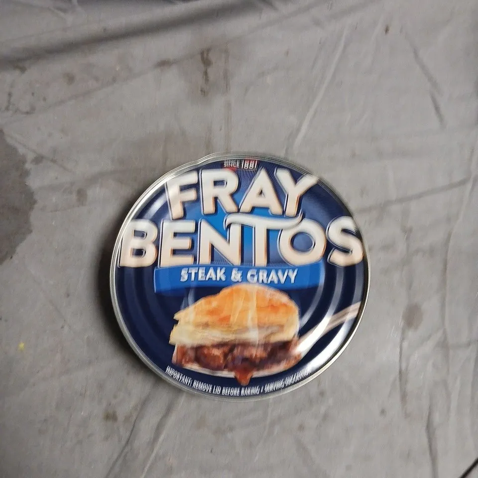 APPROXIMATELY 10 ASSORTED FOOD ITEMS TO INCLUDING BASELINE OLIVE OIL , FRAY BENTOS STEAK PIE AND GRIND LONG BLEND COFFEE PODS 