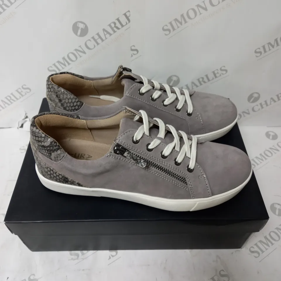 BOXED NATURA SNAKE SKIN PRINTED TRAINER - SIZE 6.5