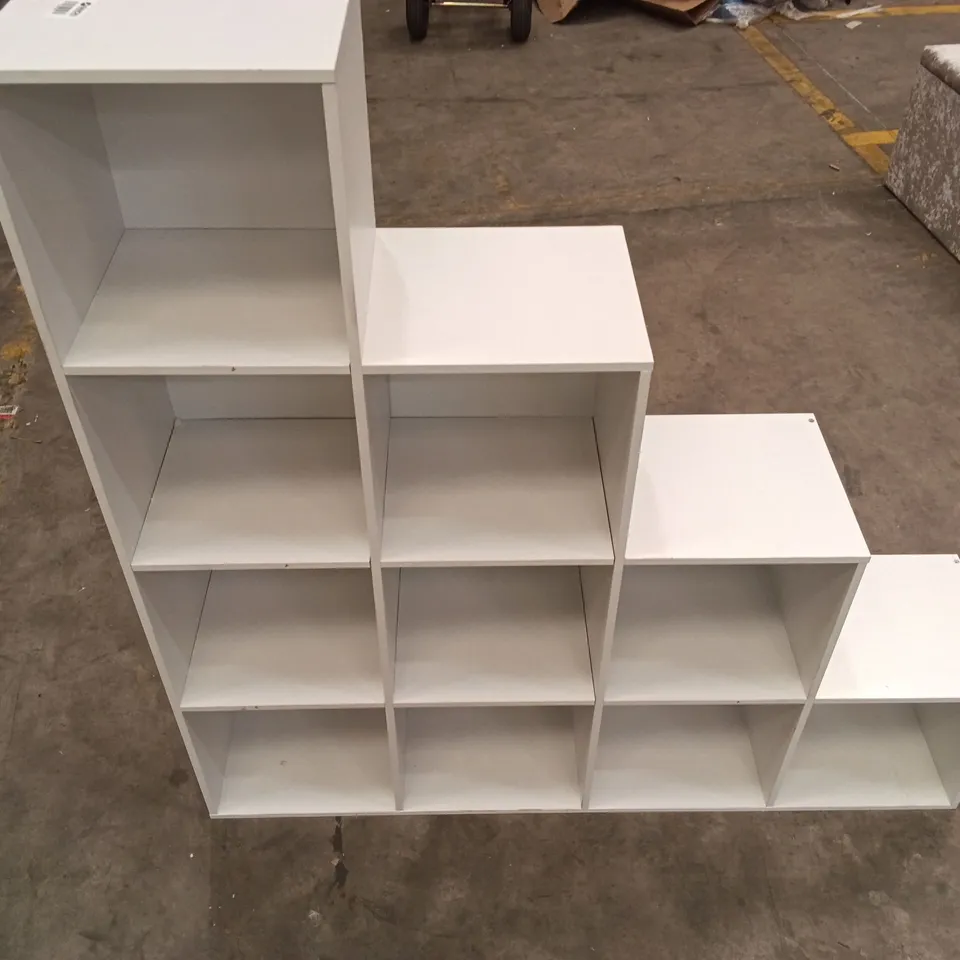 DESIGNER WHITE WOODEN STAIRCASE BOOKECASE