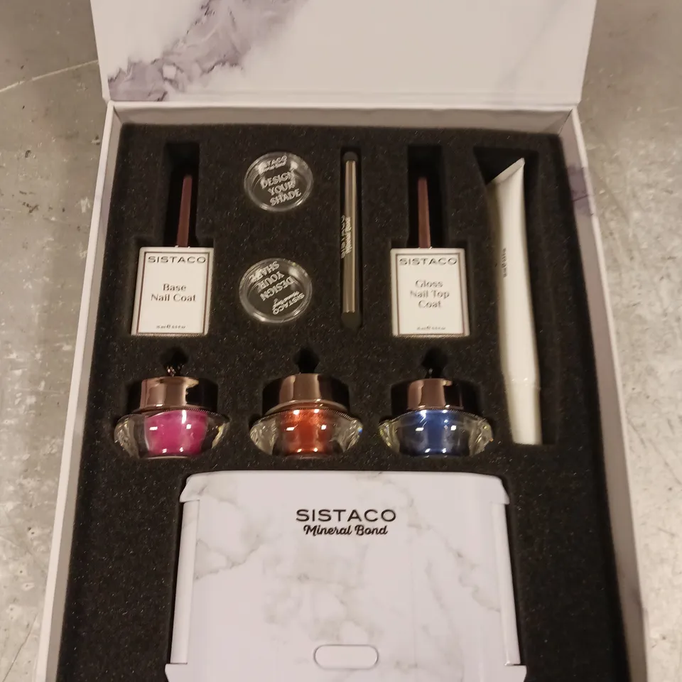 SISTACO MINERAL BOND NAIL CARE GIFT SET 