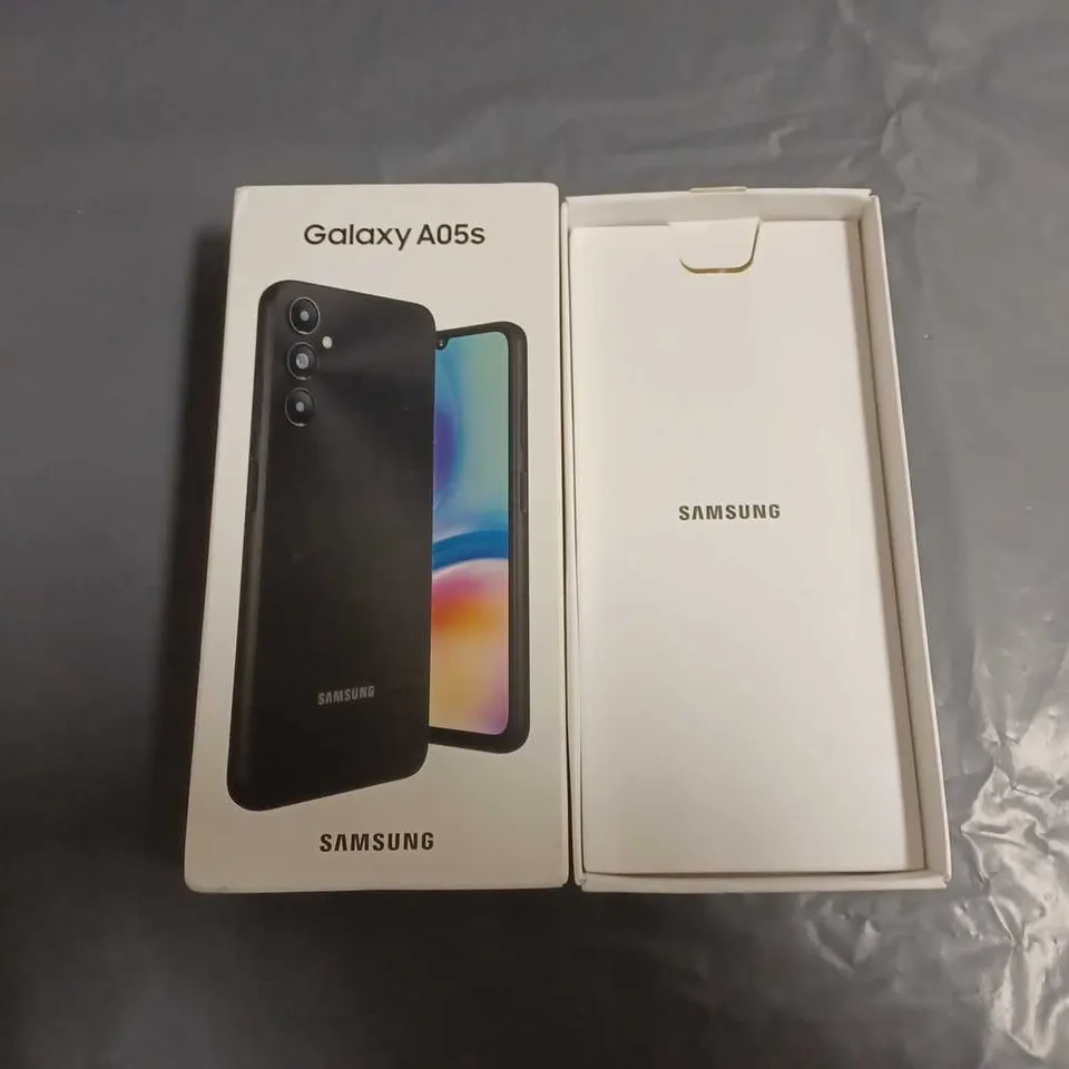 BOXED SAMSUNG GALAXY A05S 4GB 64GB IN BLACK - SM-A057G/DSN