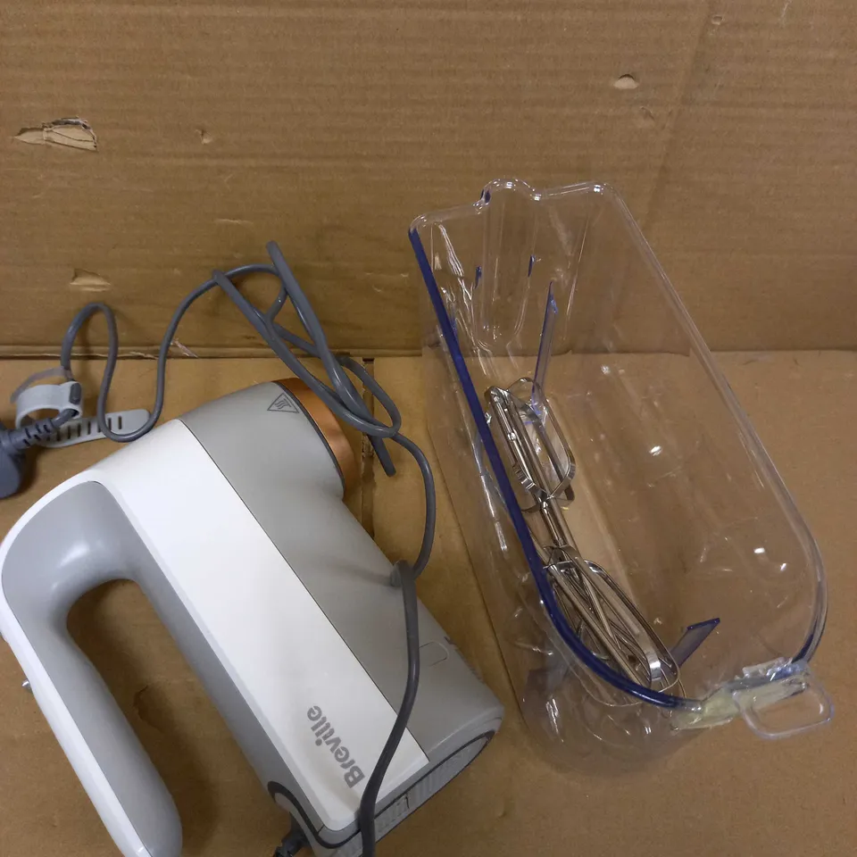 BREVILLE HEATSOFT HAND MIXER 