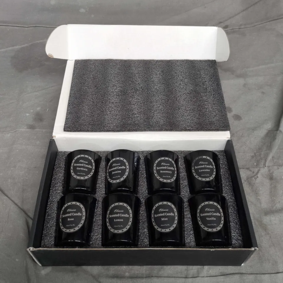 BOXED 8 X SCENTED CANDLES ALL IN DIFFERENT SCENTS 