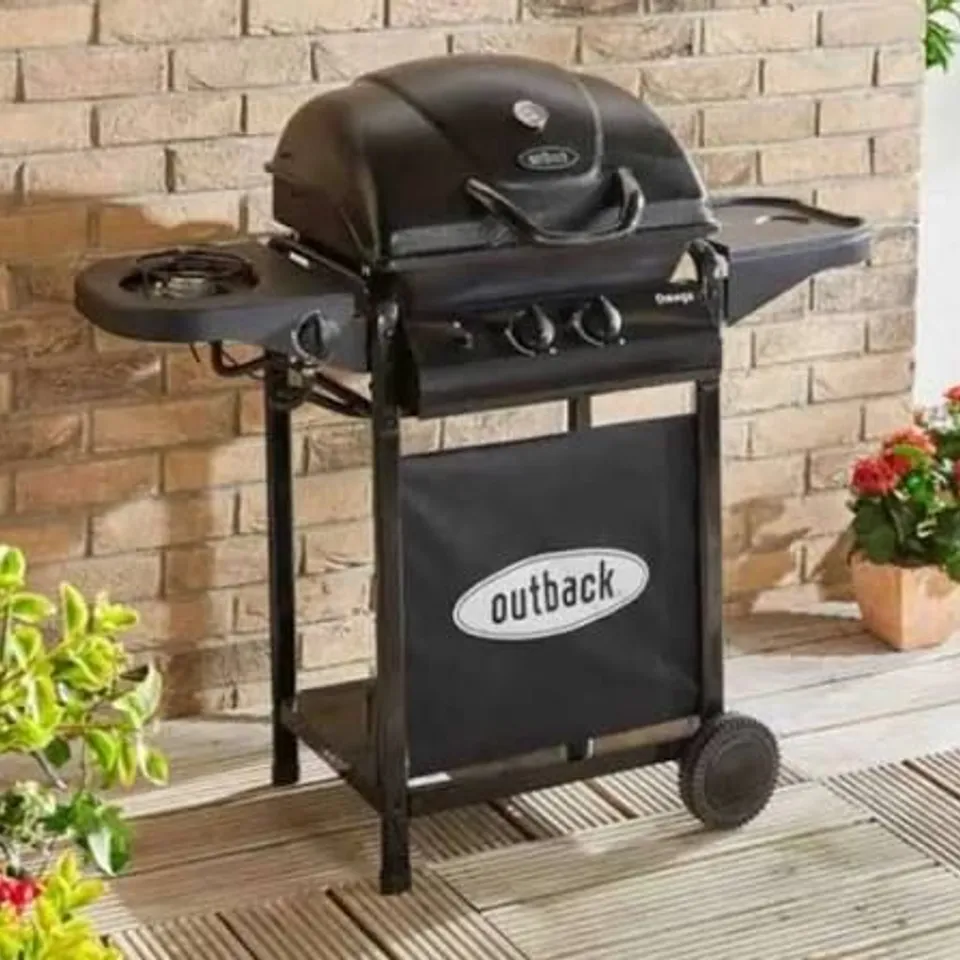 BOXED OUTBACK OMEGA 250 GAS BARBECUE WITH FREE REGULATOR