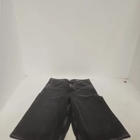 ARKET MEN'S DARK WASH DENIM JEANS, UK 32 (EU 42) 3/4 STYLE 