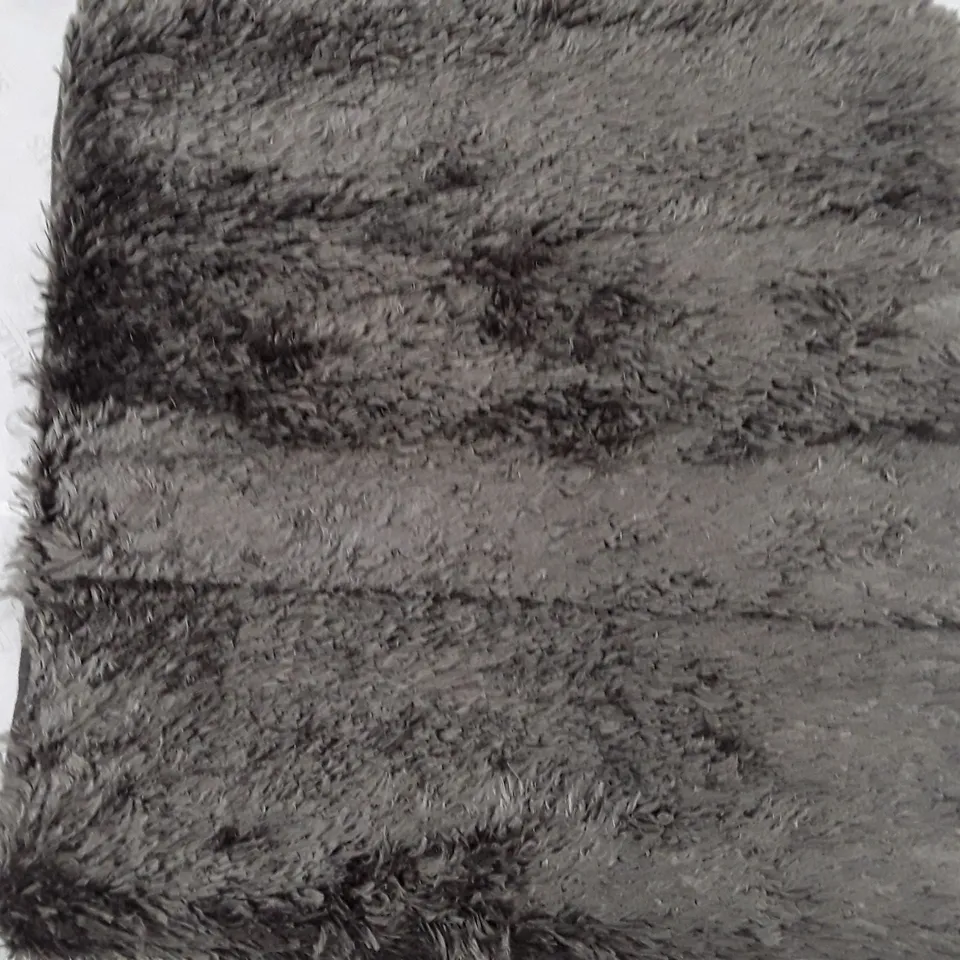 PACO HOME BAMBA RUG IN GREY (80X150CM)