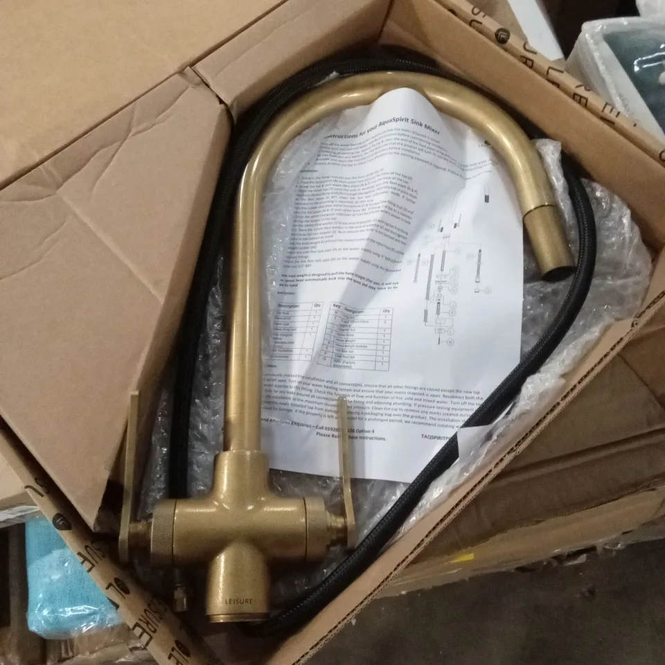 BOXED RANGEMASTER SINK & TAPS PULL OUT KITCHEN FAUCET