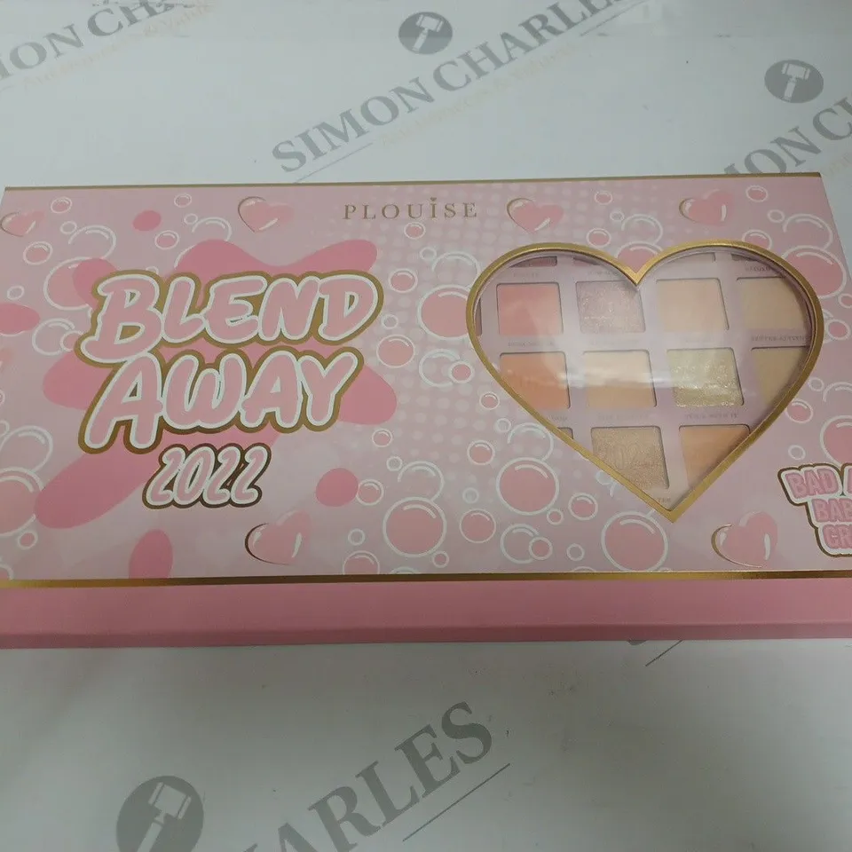 PLOUISE BLEND AWAY PRESSED PIGMENT PALETTE