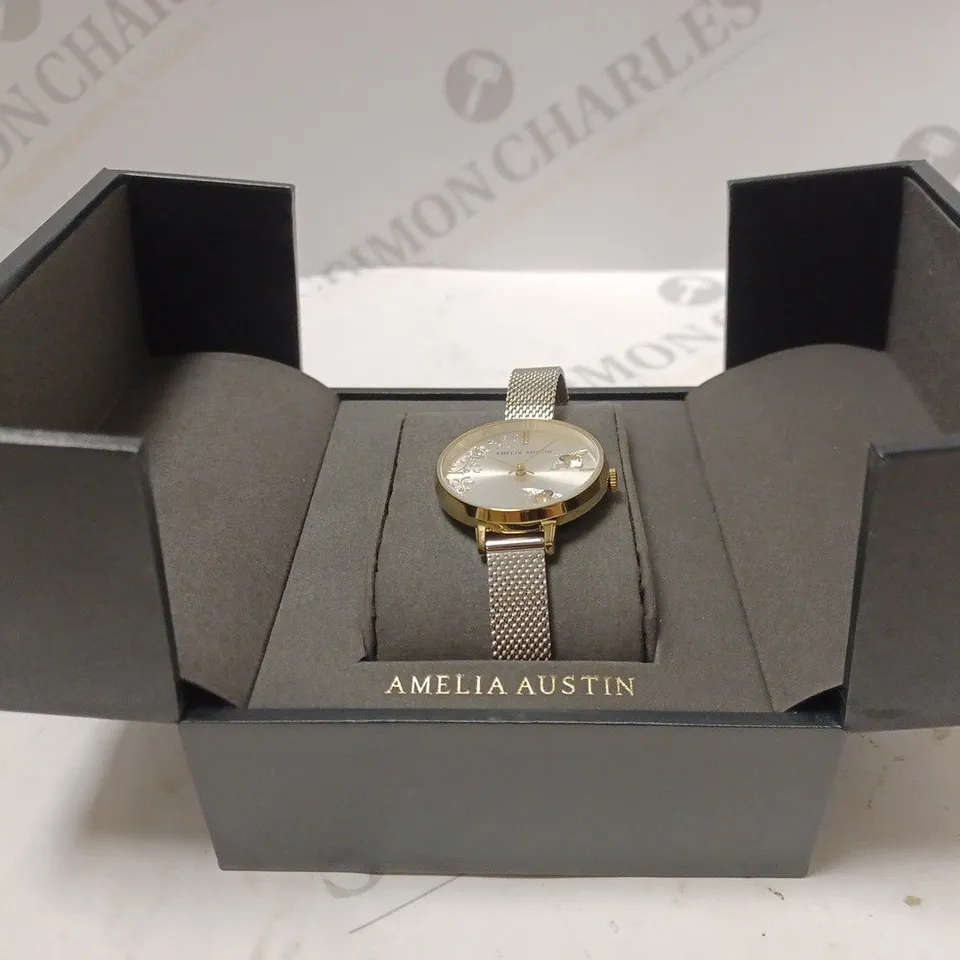 AMELIA AUSTIN SMALL BEE DETAILED SILVER WATCH BOXED 