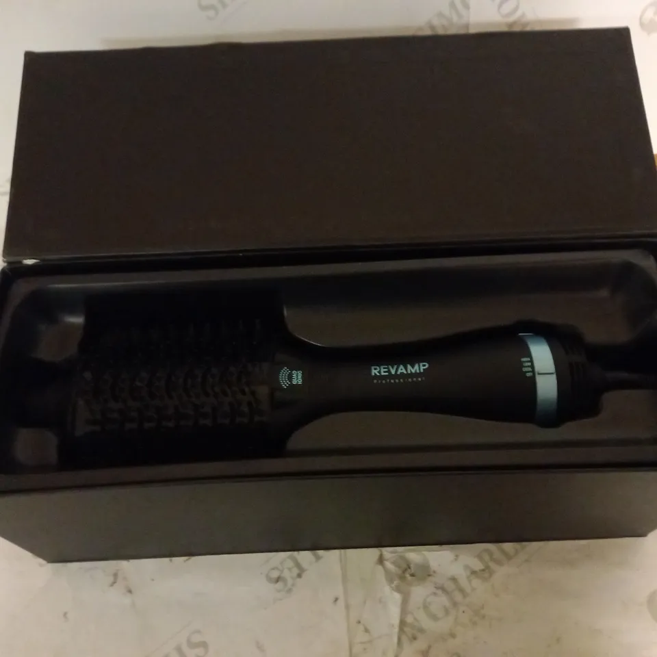 BOXED REVAMP PROGLOSS PERFECT BLOW DRY HAIRBRUSH RRP £60