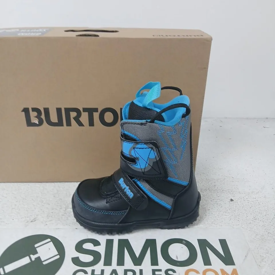 BURTON GROM YOUTH SNOWBOARD BOOTS – BLACK/GRAY/BLUE, UK 11 (US 12C)