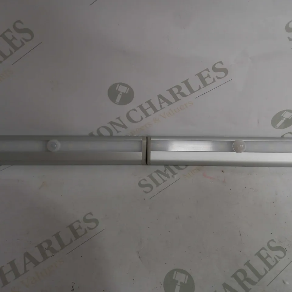 SFIXX BRUSHED ALUMINIUM PIR MOTION SENSOR LIGHT