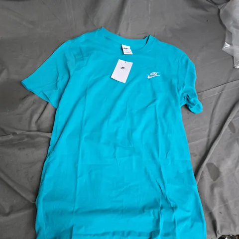 NIKE CORE TEE DUSTY CACTUS MEN'S T-SHIRT – SIZE S