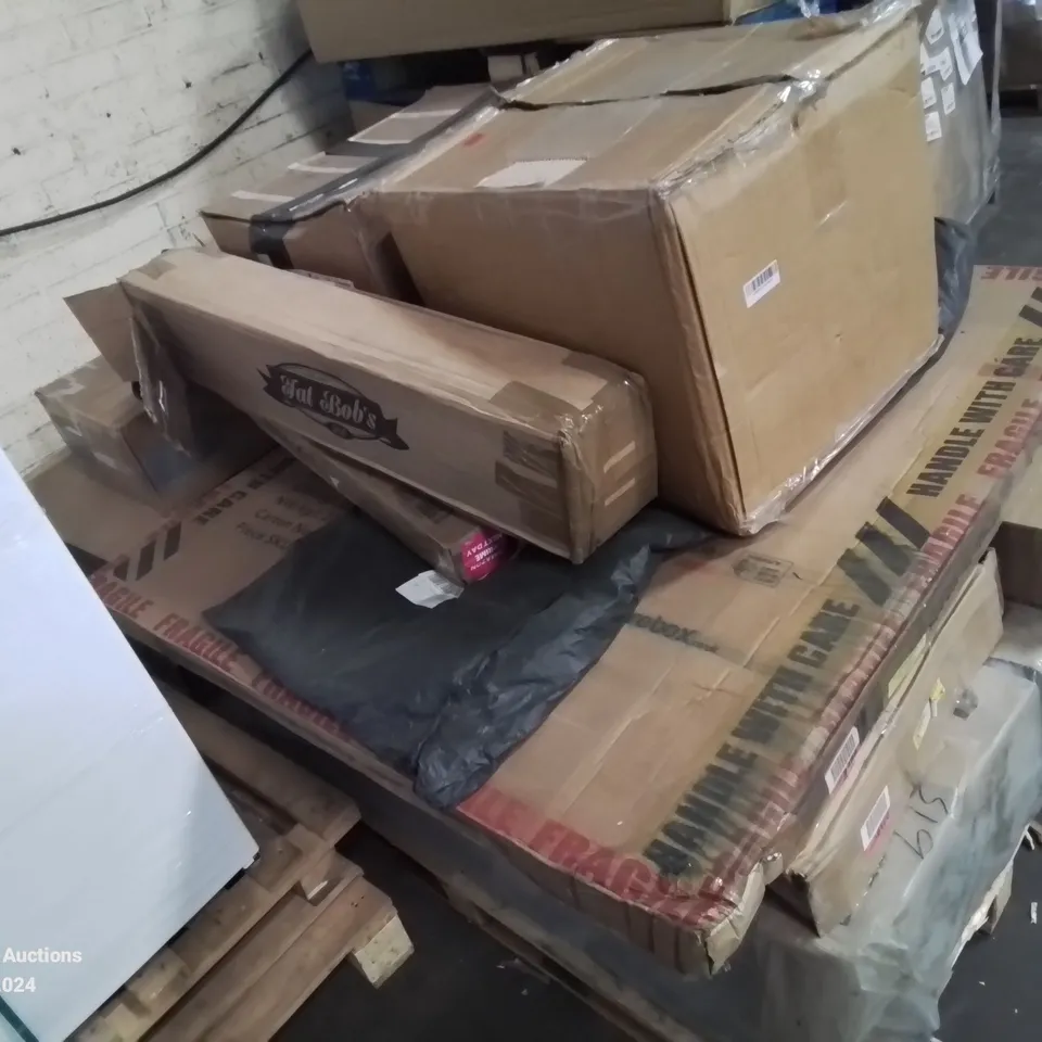 PALLET CONTAINING VARIOUS INCOMPLETE BOXED FURNITURE PARTS AND OTHER HOUSEHOLD ITEMS ETC.