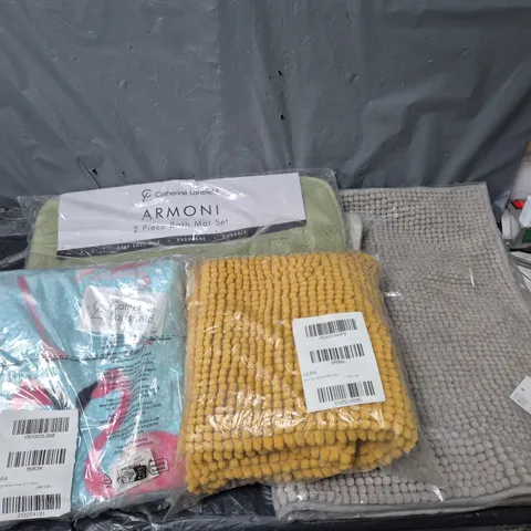 APPROXIMATELY 12 CATHERINE LANSFIELD BATH PRODUCTS TO INCLUDE ARMONI BATH MAT SET, FLAMINGO BEACH TOWEL, BOBBLE BATH MAT, ETC