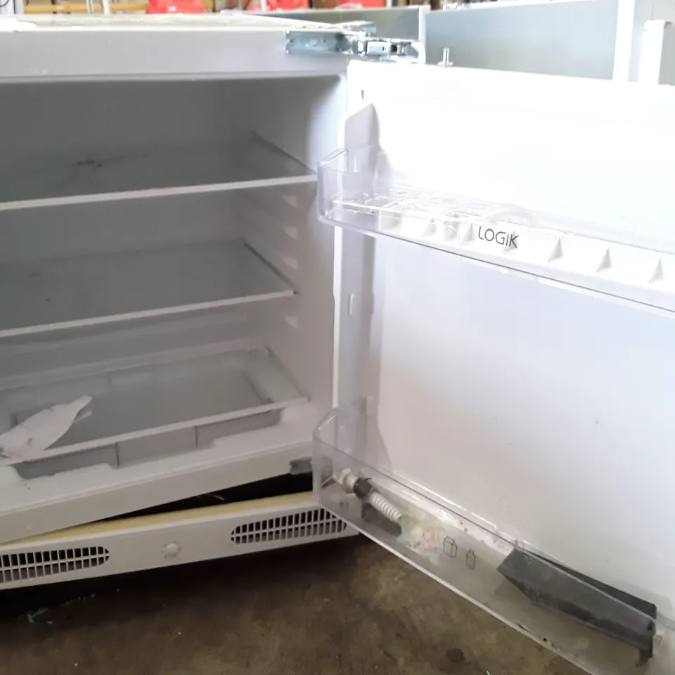 LOGIK LIL60W22 INTEGRATED UNDERCOUNTER FRIDGE 