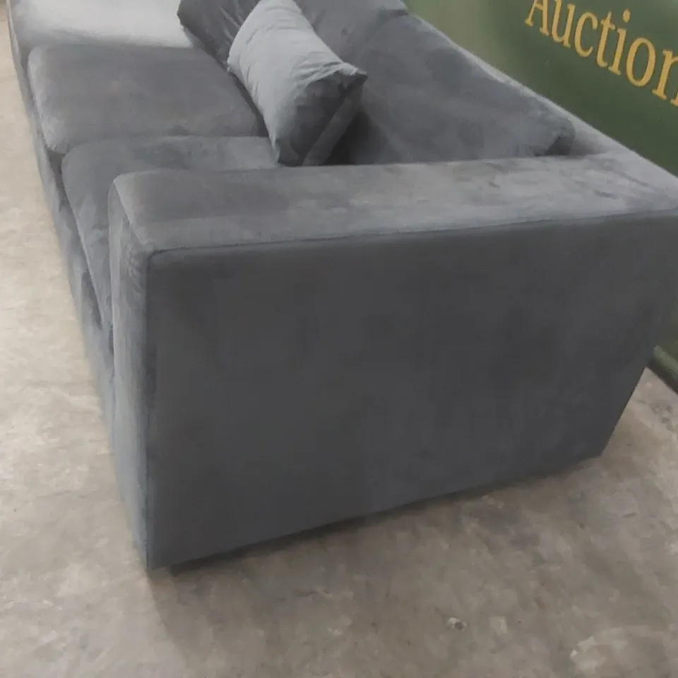 QUALITY DESIGNER 4 SEATER VELVET UPHOLSTERED SOFA