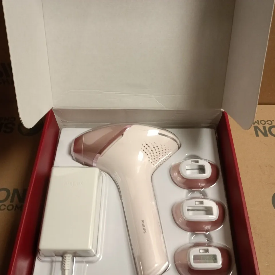 PHILIPS LUMEA IPL HAIR REMOVAL DEVICE (9000 SERIES) 
