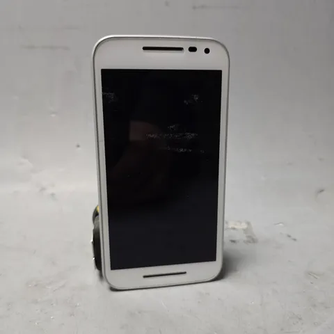 MOTOROLA MOTO G IN LIME GREEN
