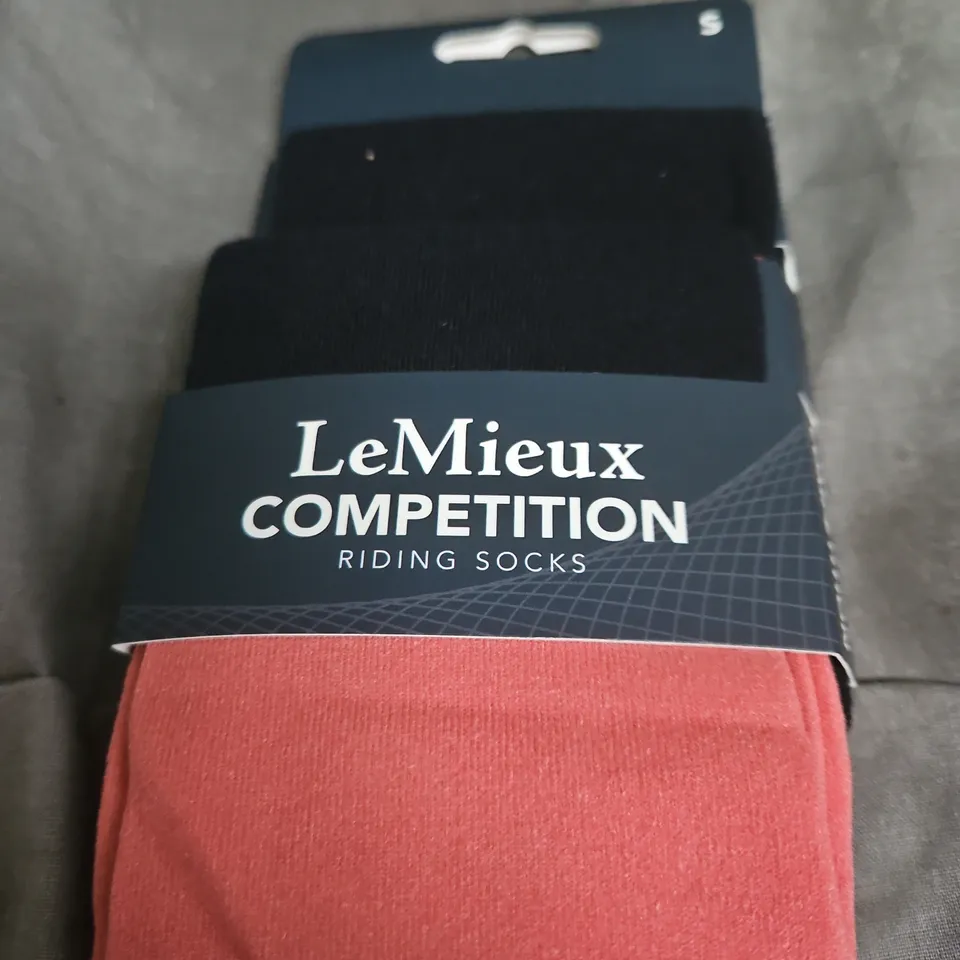 LEMIEUX COMPETITION RIDING SOCKS 2 PACK CRANBERRY – SMALL