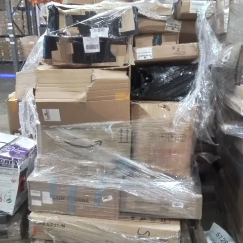 PALLET CONTAINING VARIOUS ASSORTED ITEMS TO INCLUDE PRESSURE WASHER, PET HUTCH, CLOTHING PARCELS, AND LOTS MORE