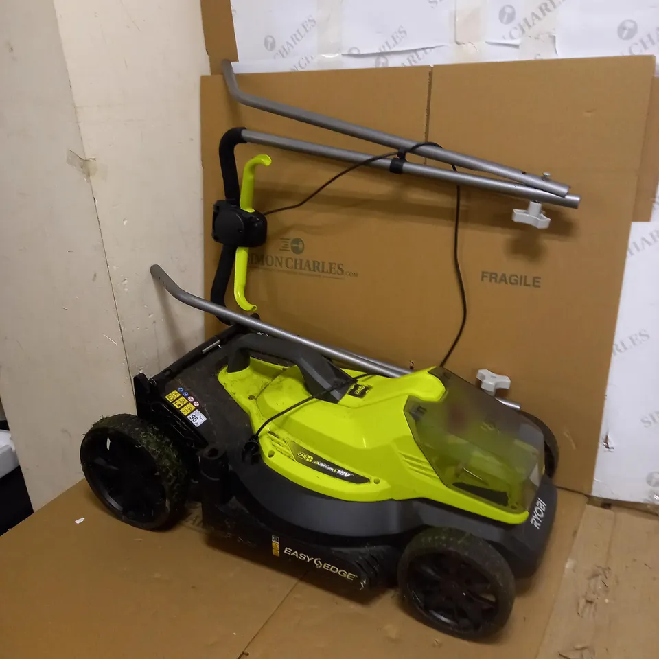 RYOBI 18V ONE+ CORDLESS 33CM LAWNMOWER