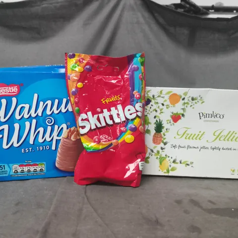 APPROXIMATELY 10 ASSORTED FOOD AND DRINK ITEMS TO INCLUDE WALNUT WHIP, SKITTLES, ETC