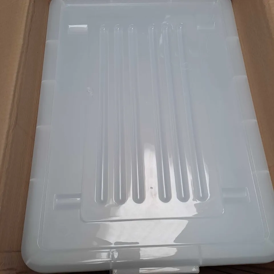 ADEXA SET OF 8 WHEELED PLASTIC STORAGE BOXES CLEAR