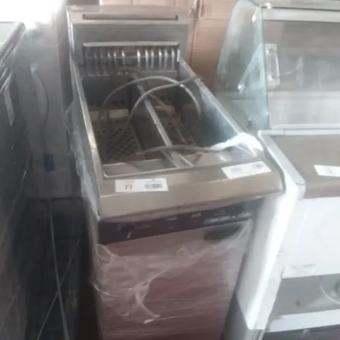BLUE SEAL TWO BUCKET FRYER