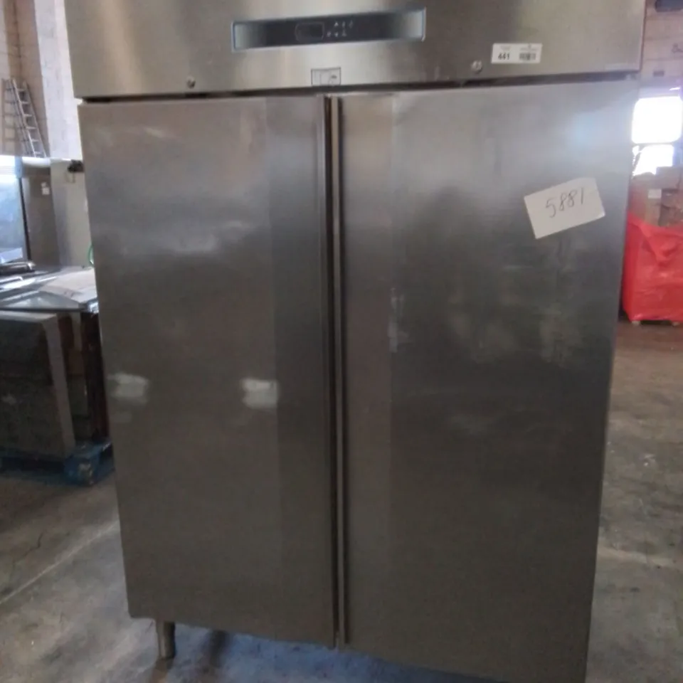 COMMERCIAL F.PLUS TN 140 STAINLESS DOUBLE DOOR REFRIGERATED UNIT