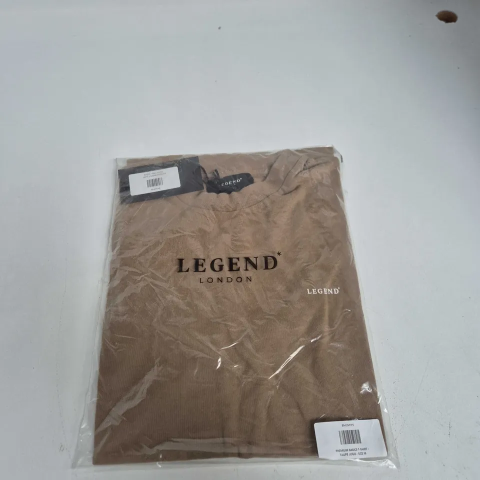 LEGEND LONDON PREMIUM BASICS T-SHIRT – TAUPE LOGO, SIZE M